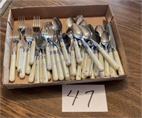Set kitchen cutlery