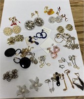 Vintage And Newer Earring Lot Mostly Clips