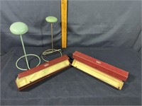 Muscatine hat pins and hat display stands
