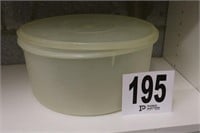 Large Tupperware Container with Lid (Basement)