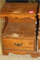 Small Split Level Table w/drawer storage