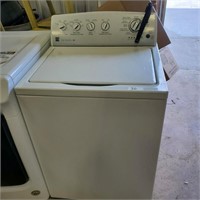 Kenmore Washing Machine 27"W