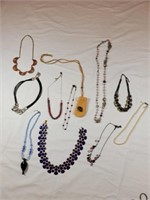 Women's Necklaces (11)