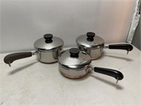 Lot o 3 REVERE WARE PANS WITH LIDS