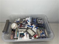 Lot of sports card & 1 ball