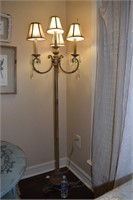 Metal floor lamp with 4 lights and crystals