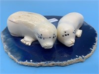 Dennis Pungowiyi carving of 2 seals with baleen sp
