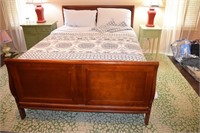 Queen Wood Sleigh Bed Frame and Mattress
