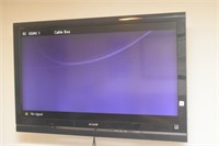 SONY 46' FLAT PANNEL TV