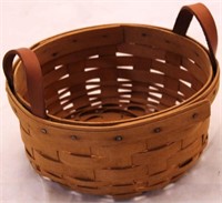 1993 Longaberger Small Darning basket