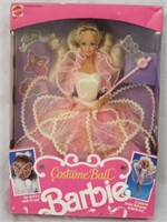 Costume Ball Barbie 1991