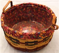 1995 Longaberger basket of plenty w/ liner &