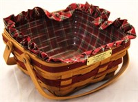 1993 Longaberger Red Bayberry Christmas basket