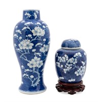 3PCS CHINESE BLUE AND WHITE VASE W/ STAND & JAR