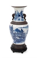 CHINESE BLUE & WHITE CRACKLE VASE ON WOODEN STAND
