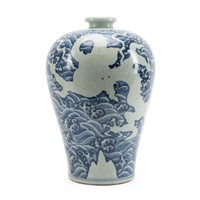 CHINESE BLUE AND WHITE MEIPING DRAGON VASE