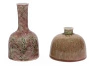 TWO CHINESE PEACHBLOOM VESSELS