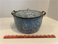 Robin egg blue lidded enamel pot