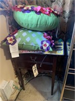 1-Drawer Side Table w/Pillows & everything