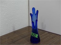 Glass vase 8"