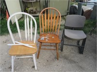 Lot of 8 Chairs