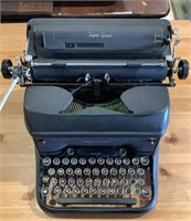 Smith Corona classic manual typewriter super