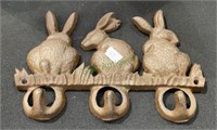 Cast-iron wall mount apron hanger - bunny rabbits