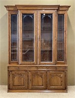Exquisite Oak China Cabinet