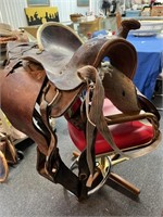 Vtg. Western Saddle Custom Made- Buffalo Saddlery