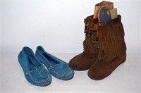 2 Minnetonka Shoes Loafers & Boots