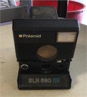 Polaroid SLR 680 SE land camera