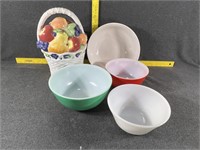 Pyrex Mixing bowls and a Ceramic Fruit Basket