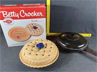 Betty Crocker Blueberry Pie Plate and Vision w