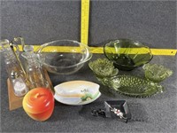 Cruet Set, Meito China piece, Green Glassware