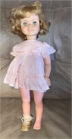 22 ' EEGEE 15P Doll Pull (string missing)