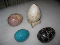 4 Marble Eggs w/ 1 Stand