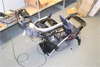 babytrend Sit N Stand Double Stroller See descrip.
