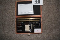 WINCHESTER GUN CLEANING KIT