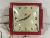 Telechron clock model 2H15S retro vintage
