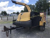 2004 VERMEER BC1400 SMART FEED CHIPPER W/ CATERPIL