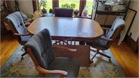 Dining Room Table w/4 Armed Chairs