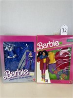 LOT OF 2 BARBIE FASHION OUTFITS ASTRO