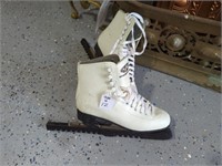 Hespeller Size 6 Ice Skates