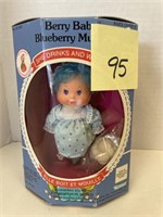 1984 KENNER BERRY BABY BLUEBERRY MUFFIN DOLL