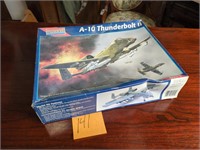 Monogram 1/48 A-10 Thunderbolt II