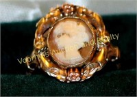 10k gold cameo ring, 2.9 grams total weight