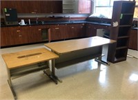 Shelf & 2 Desks/Tables