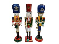 3 Holiday Homes Wooden Nutcrackers