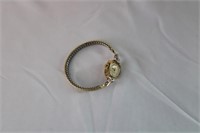 14 KT GOLD LADY ELGIN WRIST WATCH