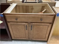 1 sink base cabinet